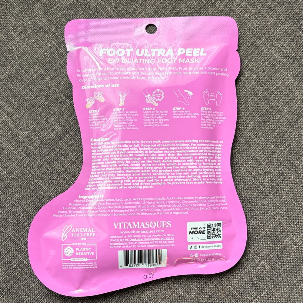 Adidas Pink Exfoliating Foot Mask - Picture 2 of 2